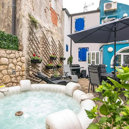 3 Bedroom Luxurious In Prázdninový dům Miholascica