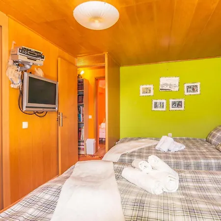 Σπίτι διακοπών Cozy In With Wifi